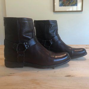Frye booties Phillip Harness